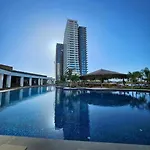 Premium Luxury At Grand Sapphire & Casino With Pool Access Yenibosazici