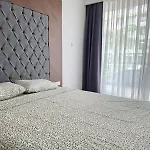 Premium Luxury At Grand Sapphire & Casino With Pool Access *