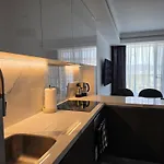 Premium Luxury At Grand Sapphire & Casino With Pool Access Apartament