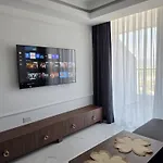 Premium Luxury At Grand Sapphire & Casino With Pool Access