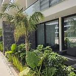 Premium Luxury At Grand Sapphire & Casino With Pool Access Apartament