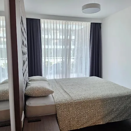 Premium Luxury At Grand Sapphire & Casino With Pool Access Lägenhet Yenibosazici